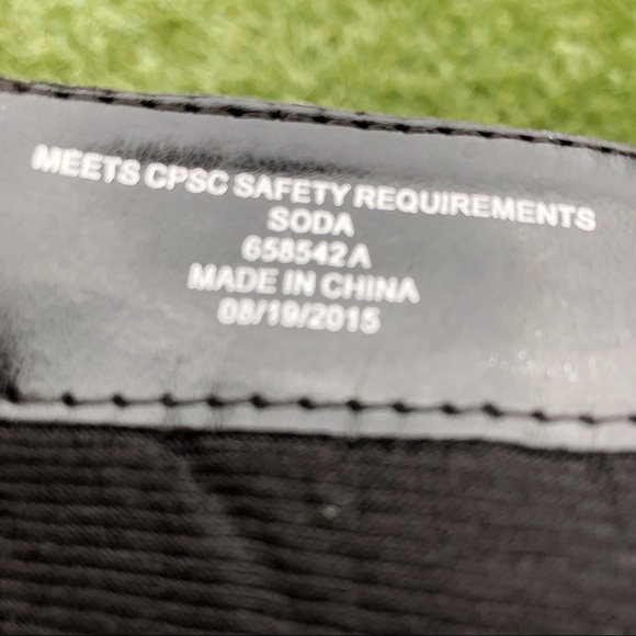 Soda Black buckled and zipper leather boots Size 1 - Picture 8 of 9